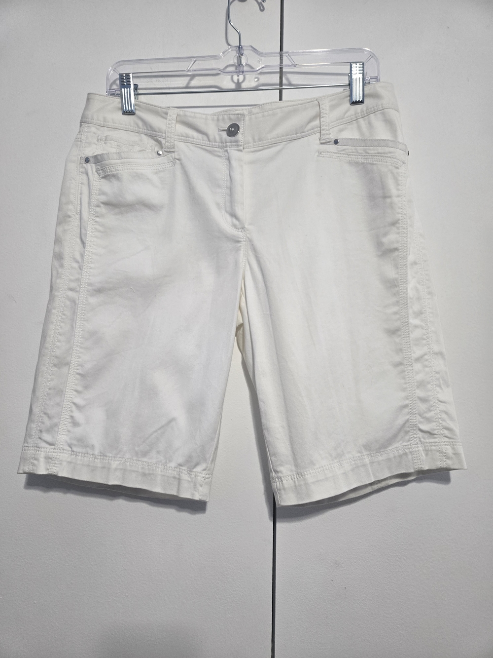WHBM White Bermuda Shorts Size 6‎ Stretch Cotton Summer Casual NWT